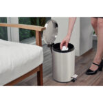 Lixeira com Pedal Tramontina Brasil Plus em Aço Inox com Acabamento Acetinado e Balde Interno 12 L - Imagem 4